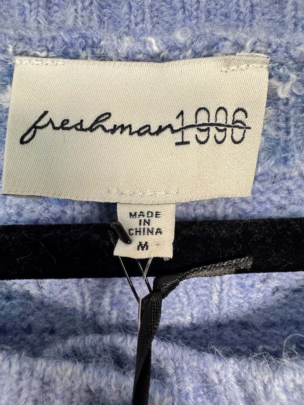 Freshman 1996 Blue and White Bow Pattern Knit Cardigan Sweater NWT - Picture 4 of 8